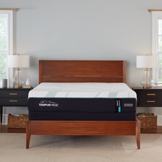 Tempurpedic Adapt | Medium Hybrid