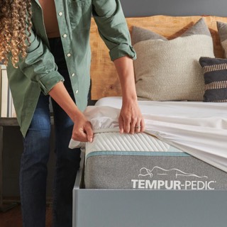 Tempurpedic TEMPUR-Breeze | Mattress Protector
